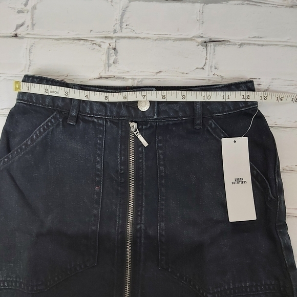 Uo BDG Layla Zip Denim Mini Skirt - Picture 11 of 11